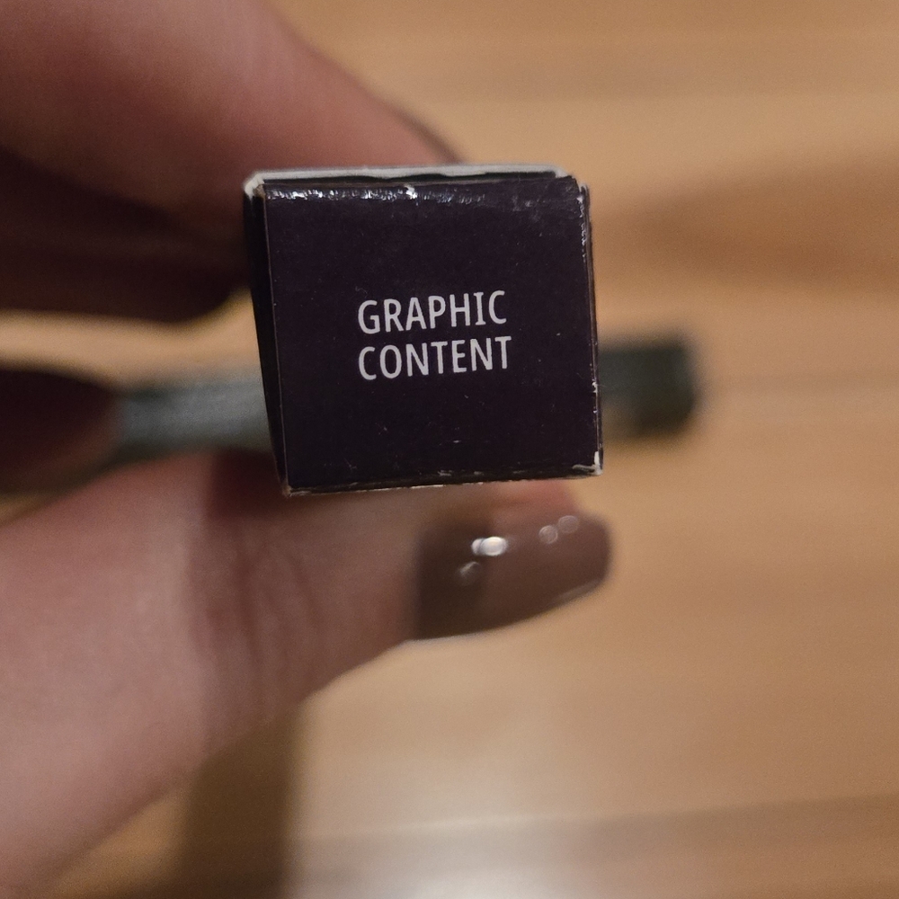TWO MAC Cosmetics Colour Excess Gel Pencil Eyeliners - Picture 2 of 4